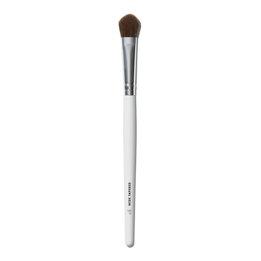 wide-tapered-eyeshadow-brush-i5 21994_OPENA_R.png