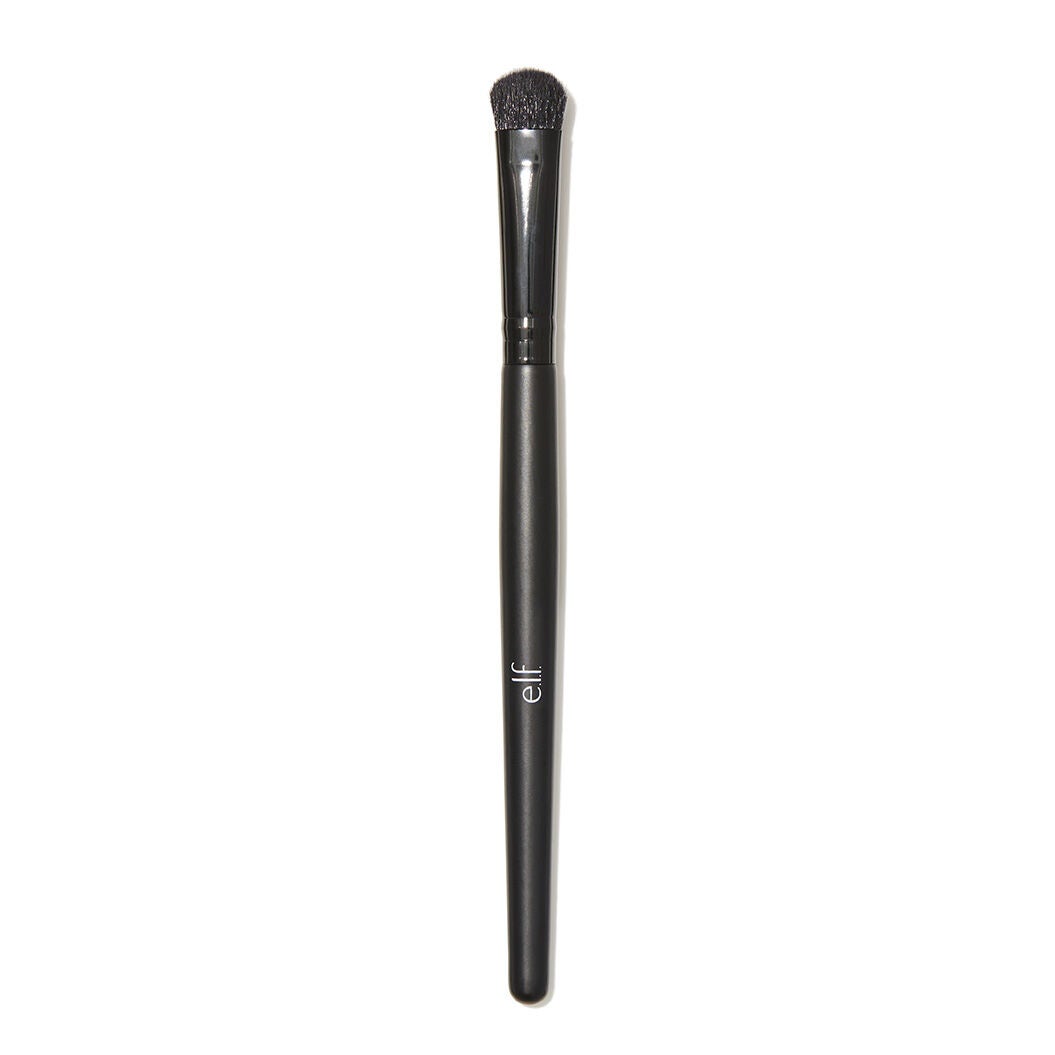 eyeshadow-c-brush-i4 84008_EyeshadowCBrush_v1wA.jpg